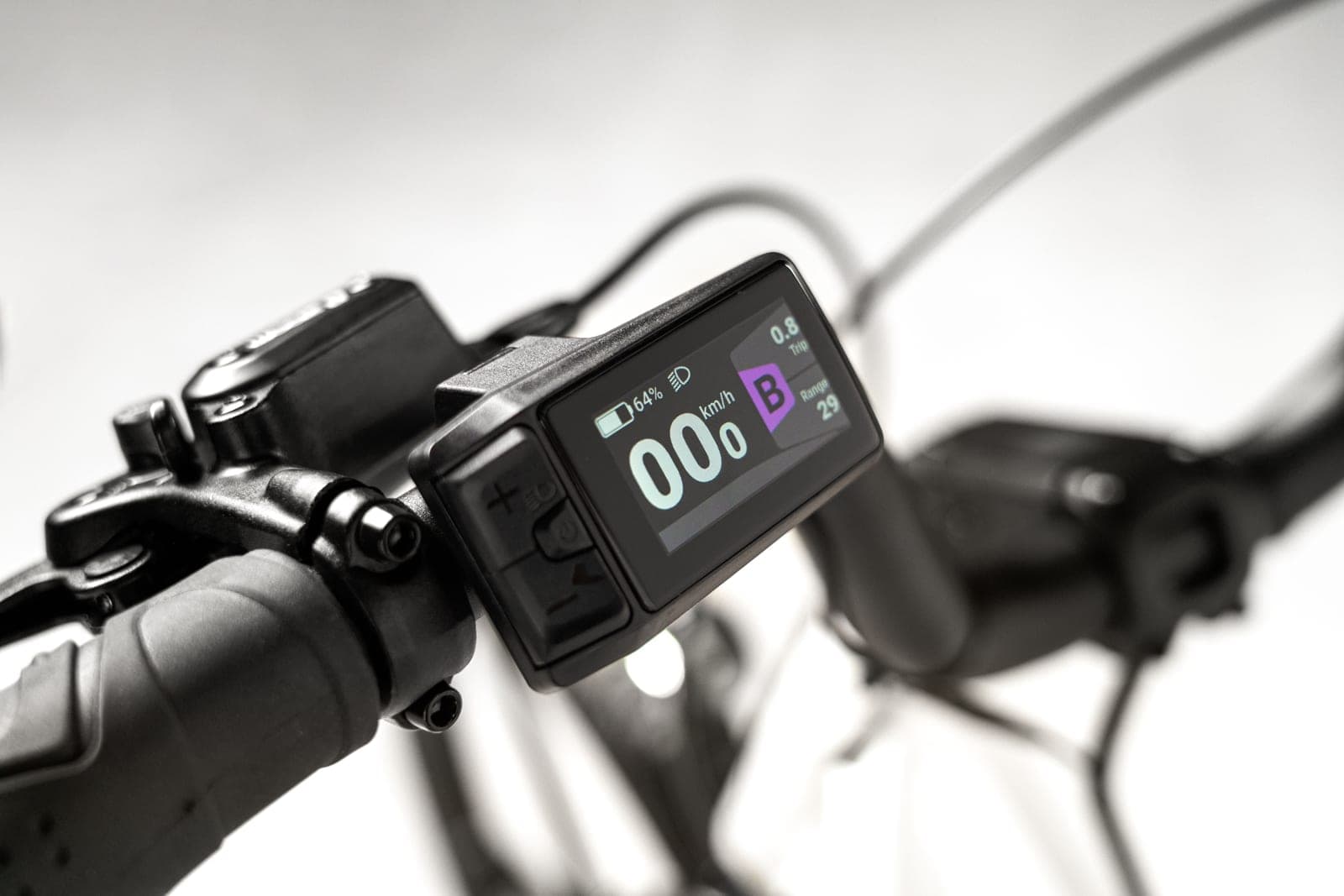 BKL Pro 1000 — punte spate și transmisie